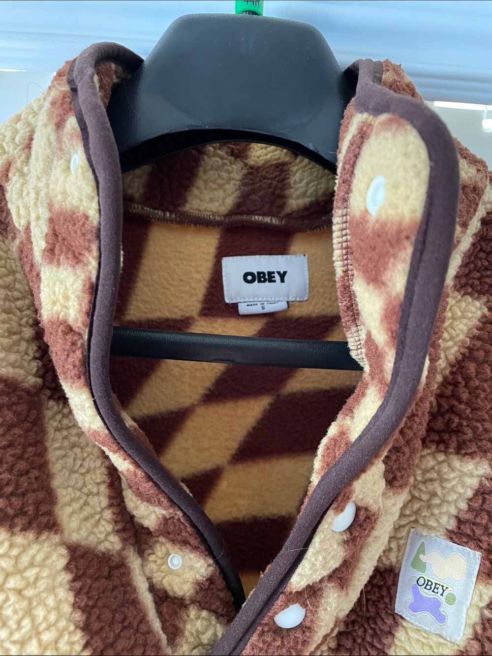 Urban Outfitters- Obey- Brown & Cream wavy Checkerboard Sherpa Pullover- women S - Picture 4 of 6